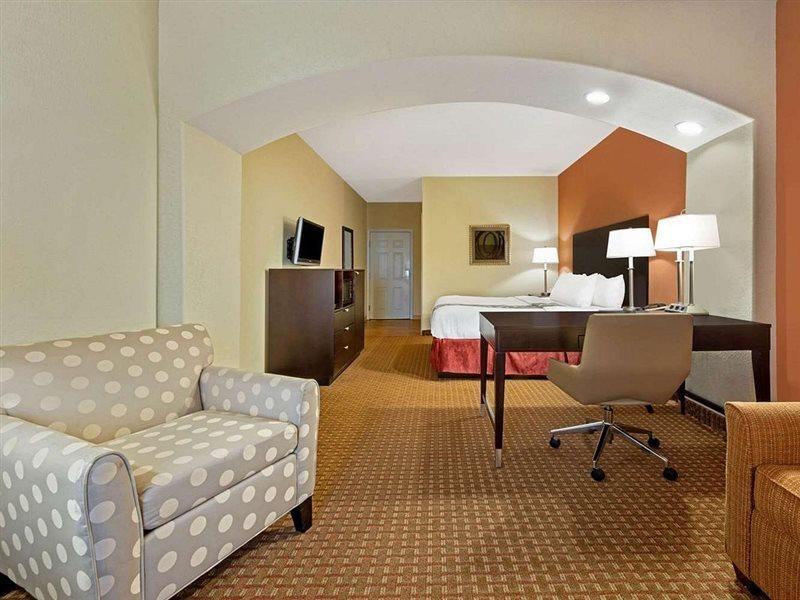 La Quinta By Wyndham Port Arthur Bagian luar foto
