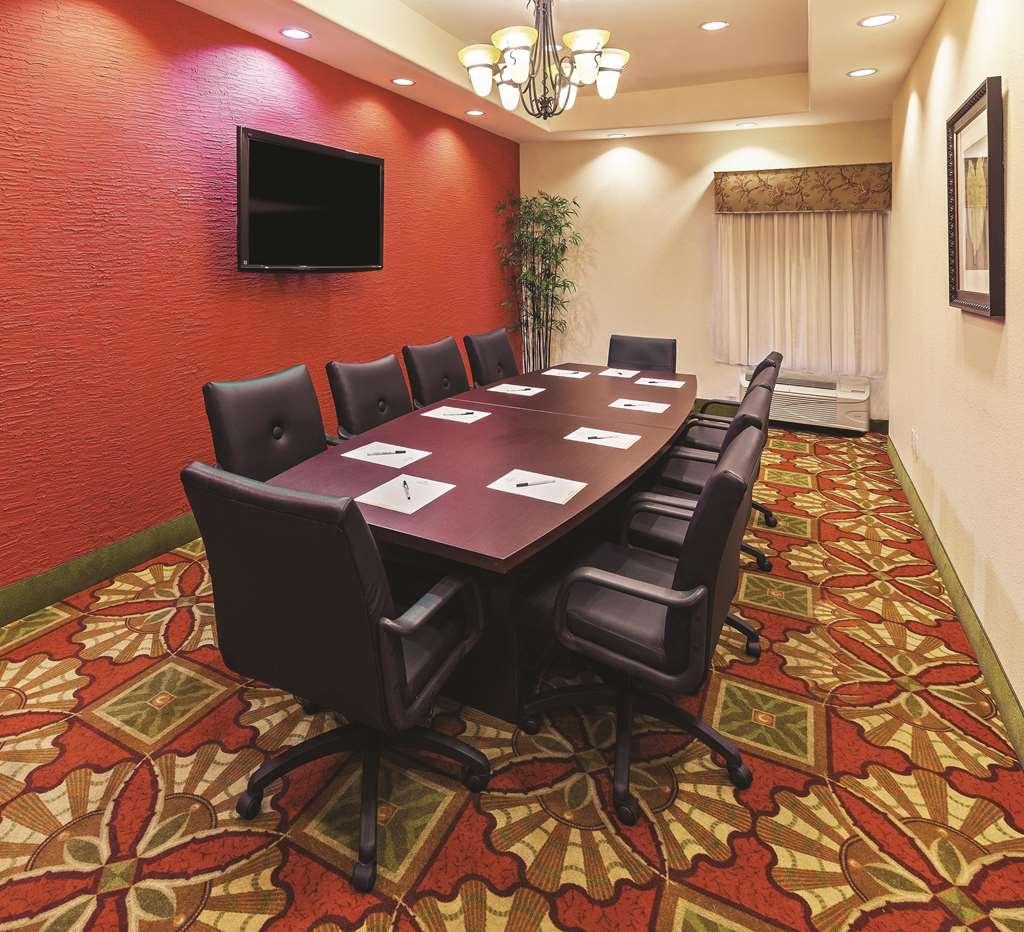 La Quinta By Wyndham Port Arthur Fasilitas foto