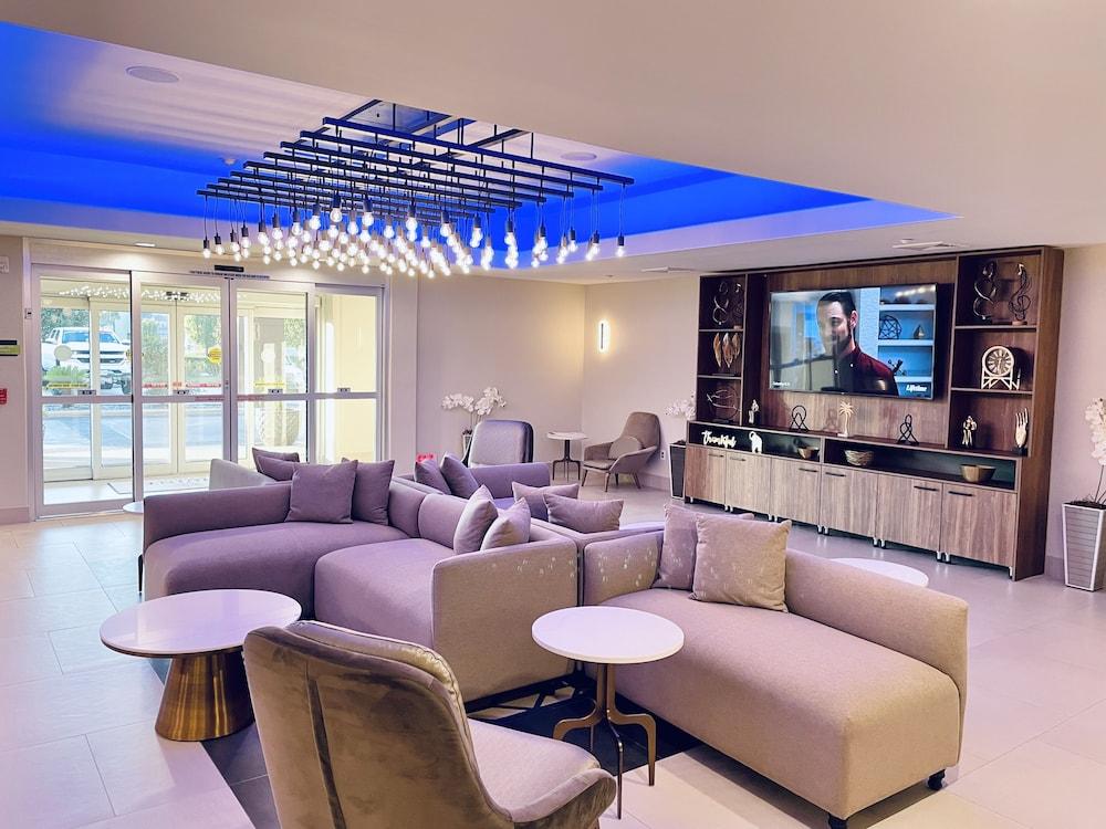 La Quinta By Wyndham Port Arthur Bagian luar foto