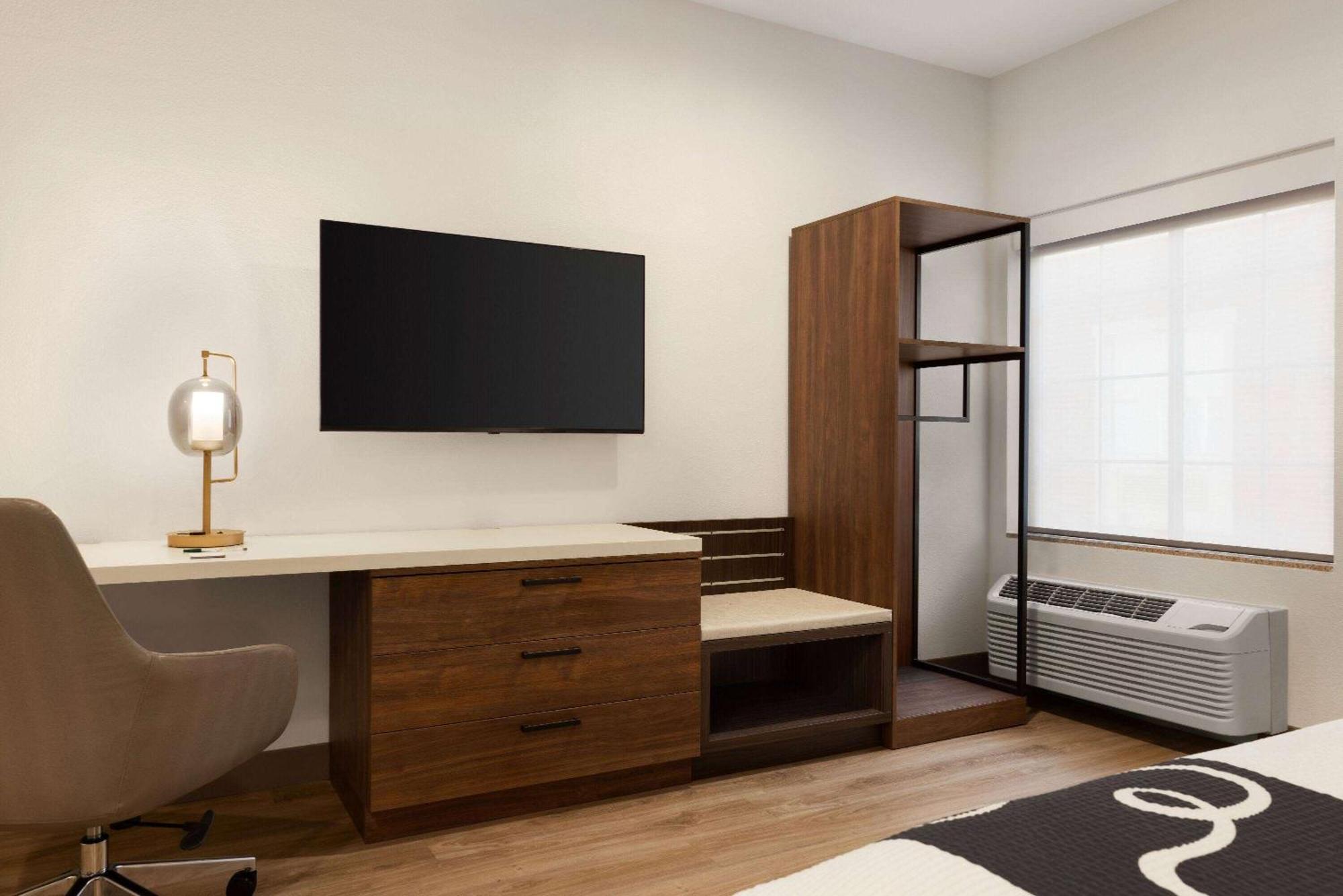 La Quinta By Wyndham Port Arthur Bagian luar foto